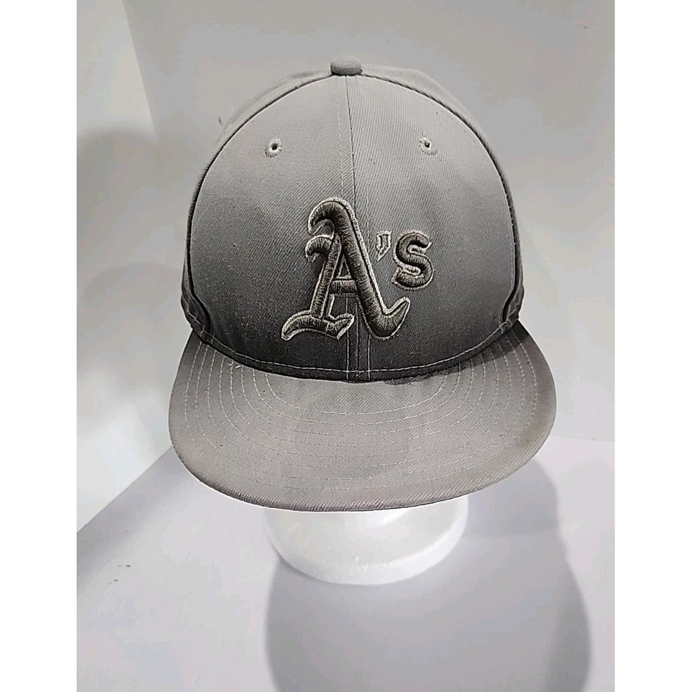 Oakland Athletics Hat Cap Fitted Mens 8 Gray MLB Baseball New Era 59FIFTY
